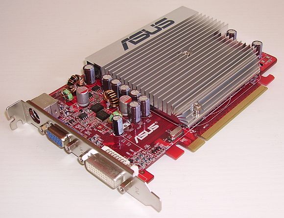 ASUS AMD/ATI Radeon HD 2400 PRO Silent 
